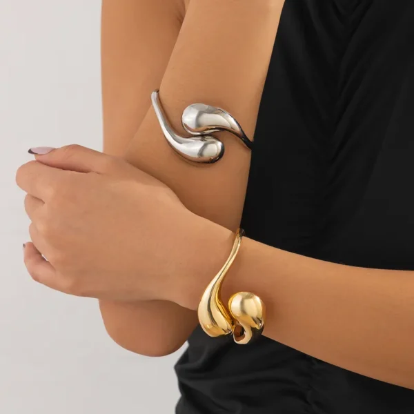Simple Style Commute Geometric Alloy Copper Bangles
