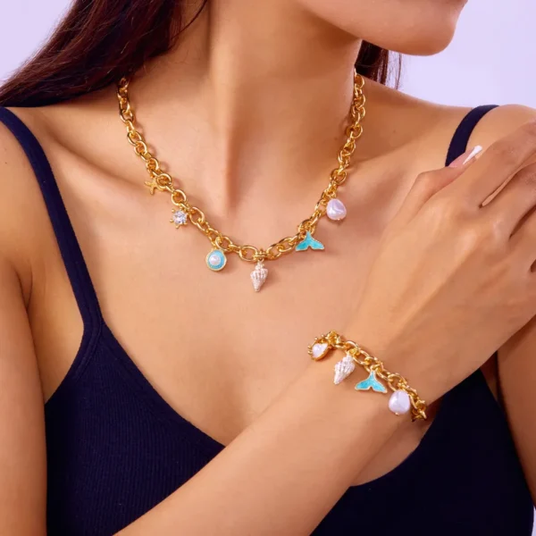 Shiny Conch Shell Fish Tail Charms O-shaped chain Necklace