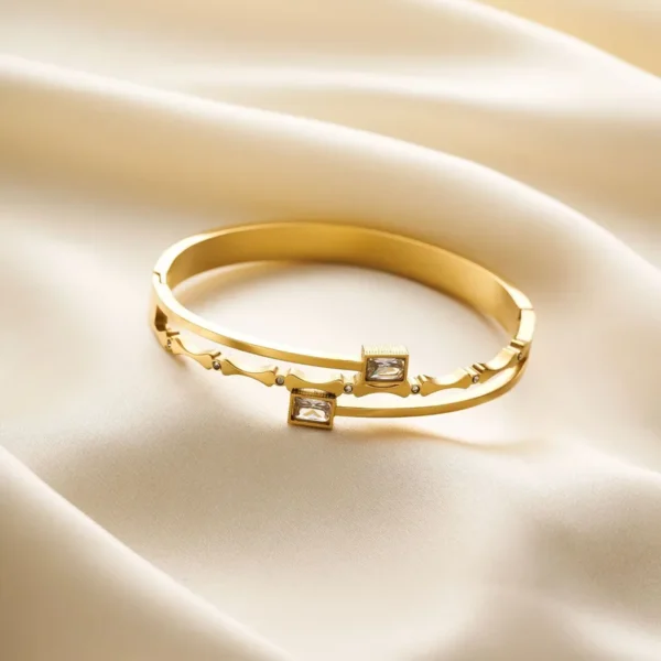 Elegant  Square Diamond anit tarnish gold plated Bracelet