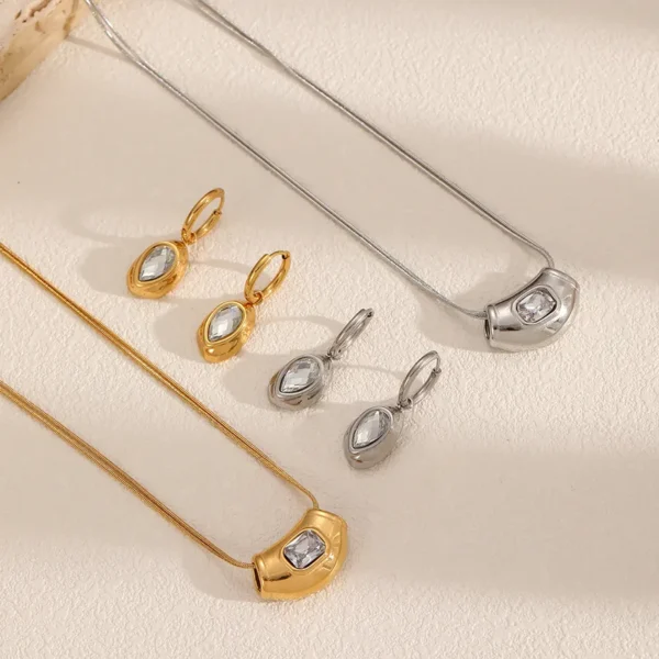Chic Layered Gold plated with stone anti tarnish jewellery  set