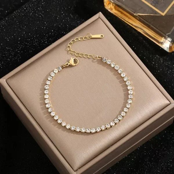 Anti-Tarnish 18k Gold Plated elegant tennis bracelet