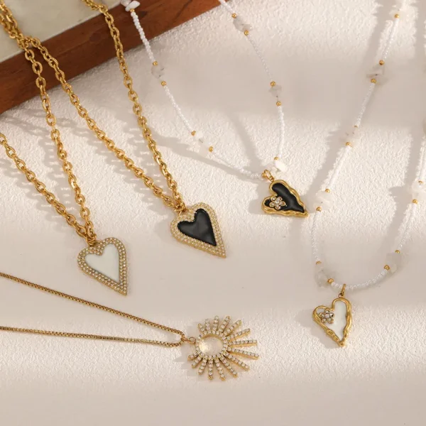 Anti-Tarnish Stainless Steel Necklace with Heart Shaped stone embeded pendant